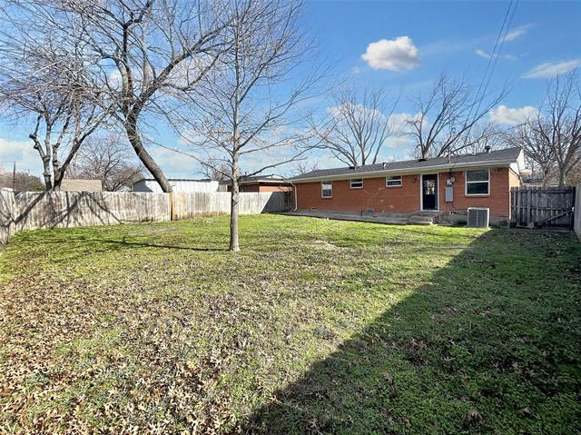 Building Photo - 1729 Longview St