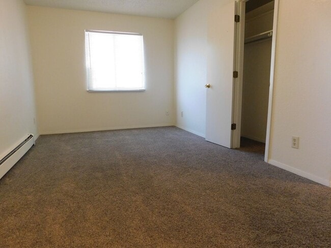 Building Photo - Single Family with Garage