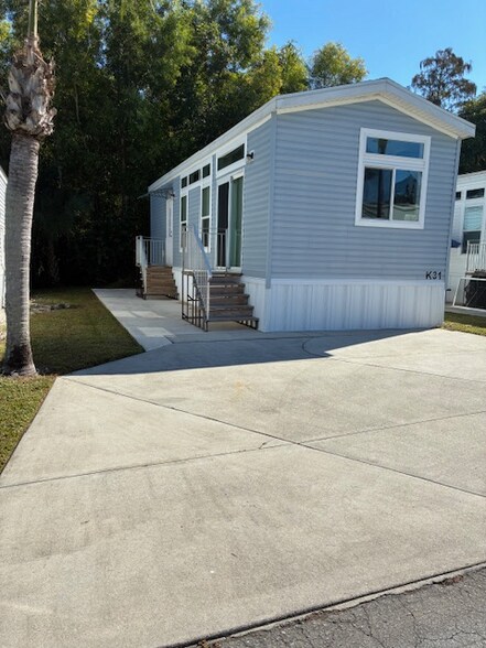 Primary Photo - 3050 Beck Blvd