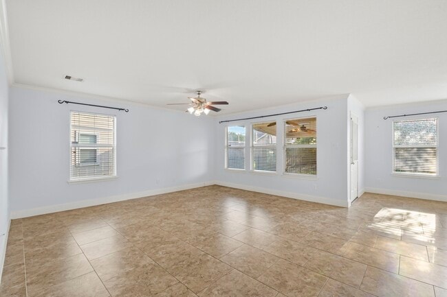 Building Photo - 15811 Vinemoss Ln