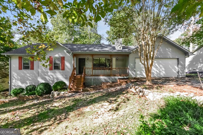 Primary Photo - 208 Wildwood Dr