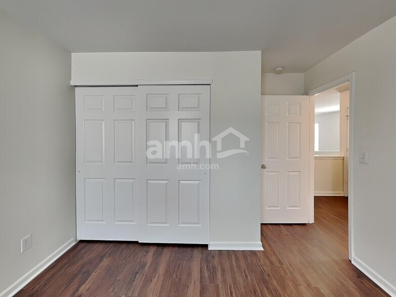 Building Photo - 8836 Driftwood Commons Ct