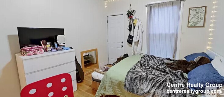 Building Photo - 216 Freeman St