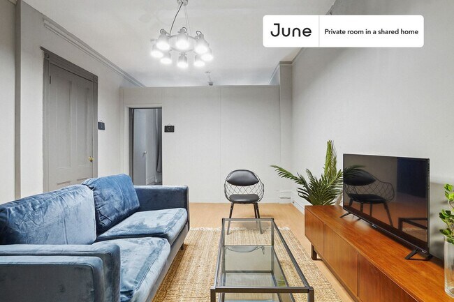 Building Photo - Room in Shared 4 bed/1 bath home in Hell's Kitchen