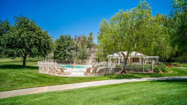 Building Photo - 27523 Wellsley Way