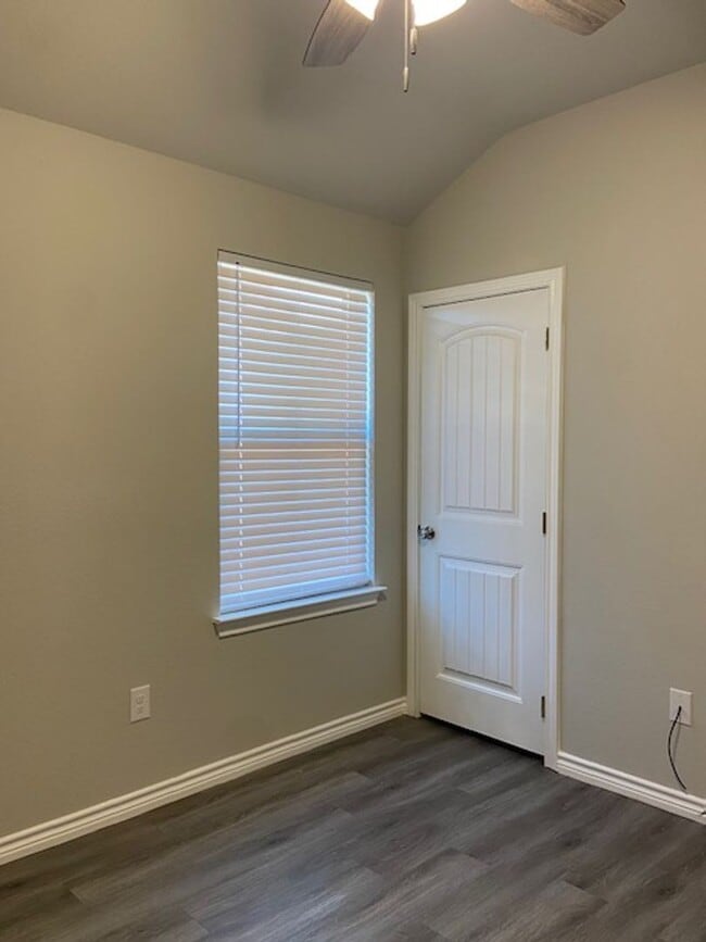 Building Photo - 2867 Melissa Ln