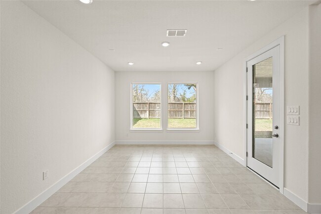 Building Photo - 4906 Sabine Terrace Dr