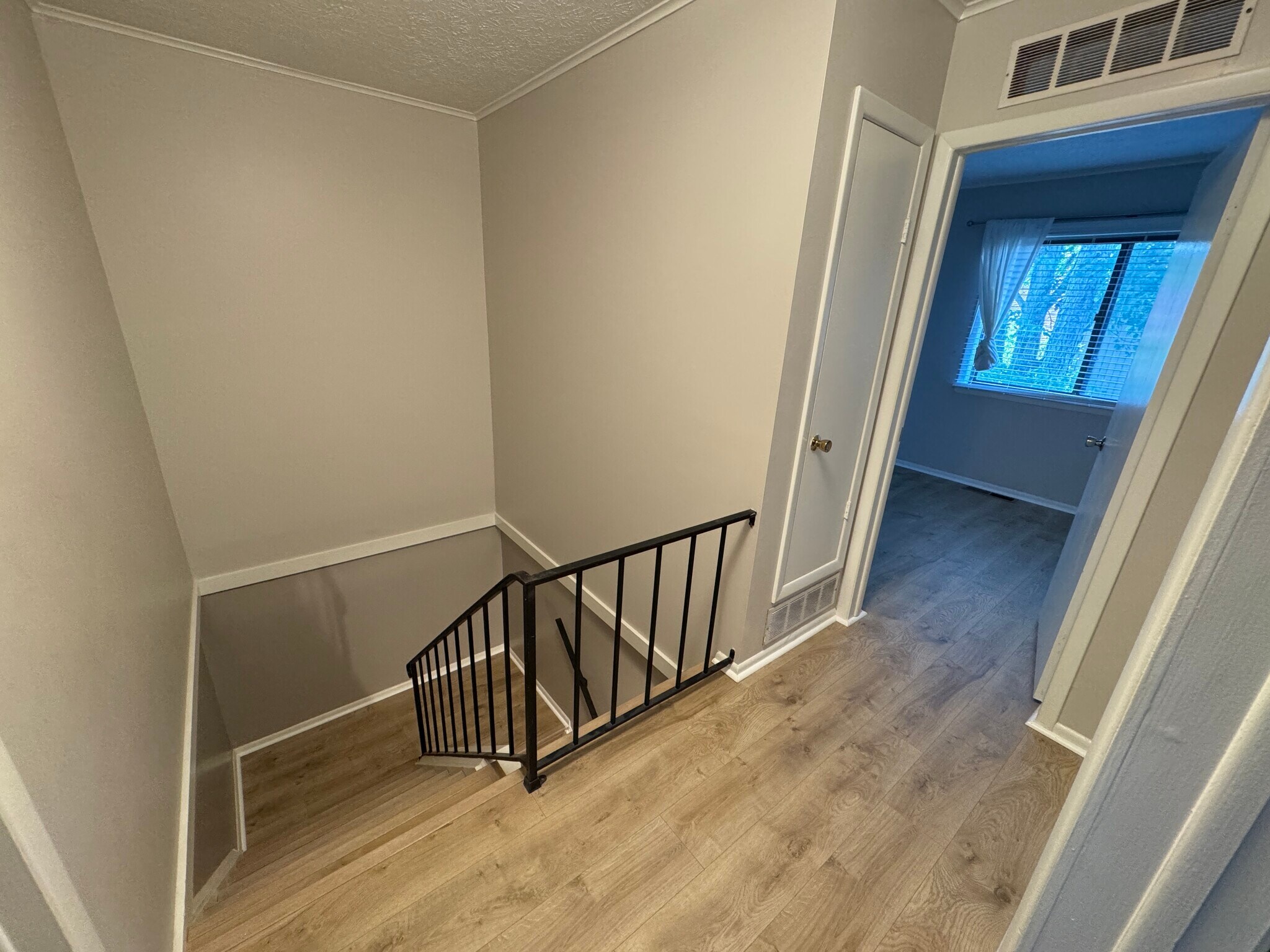 Building Photo - 7360 Trailside Dr