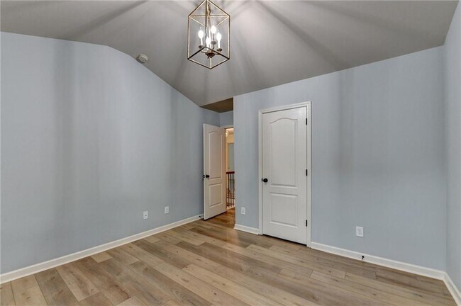 Building Photo - 5013 Groover Dr