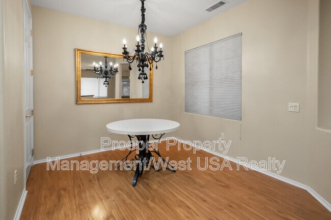 Building Photo - 17547 W Calistoga Dr