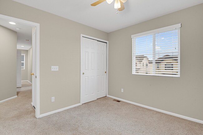 Building Photo - 11497 White Lotus Ln