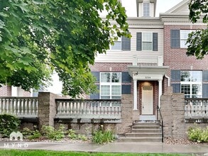 Building Photo - 3759 S Dayton Way