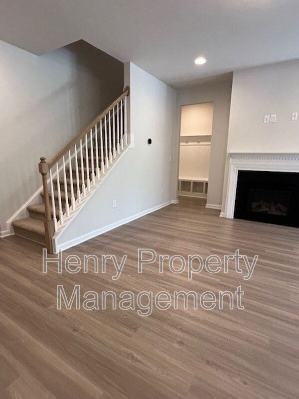 Building Photo - 775 Amarra Dr