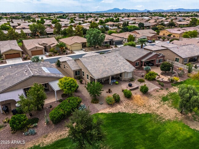 Building Photo - 42774 W Darter Dr
