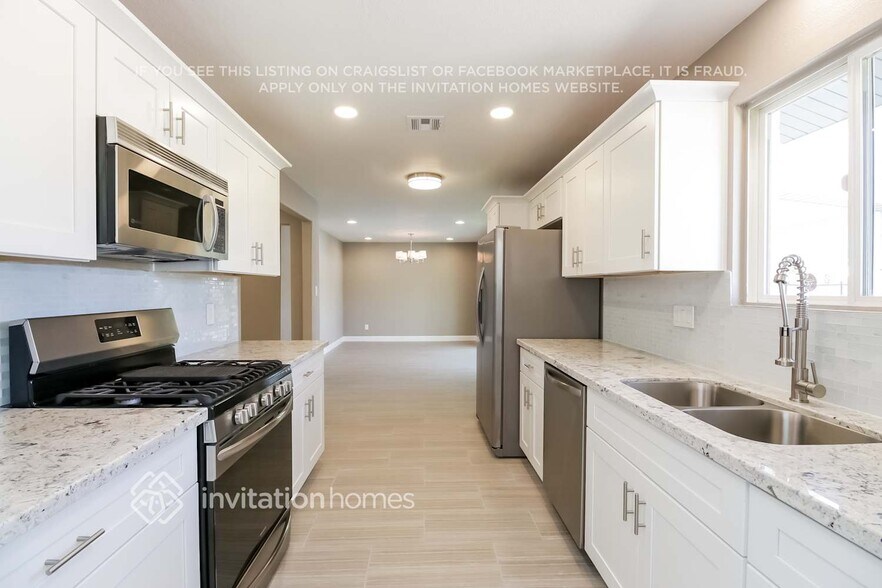 Building Photo - 3410 S Terrace Rd