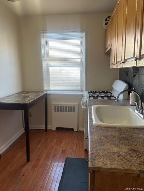 Building Photo - 133-22 Laurelton Pkwy