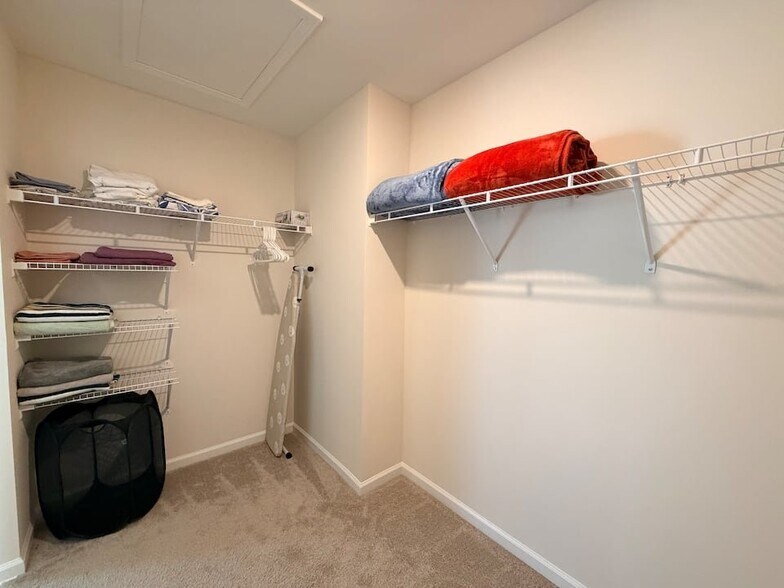 Building Photo - 301 Long Grove Ln