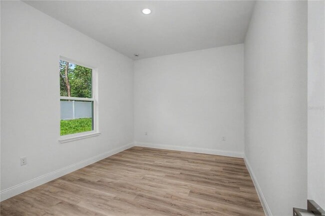 Building Photo - 16698 SW 30th Avenue Rd