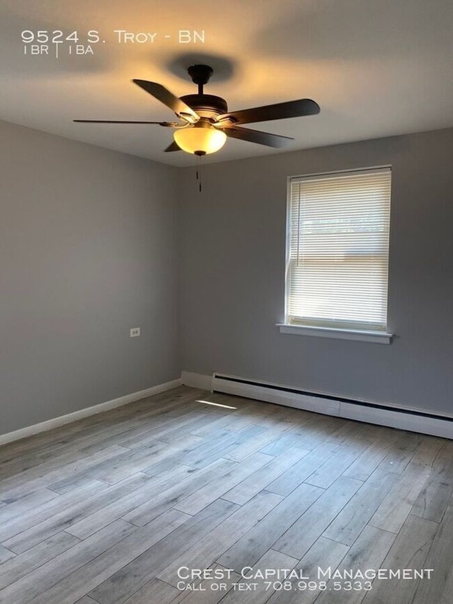 Building Photo - 9524 S Troy Ave