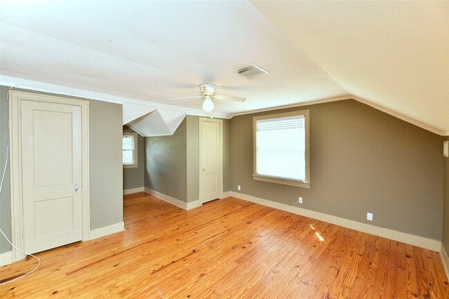 Building Photo - 4008 Tennyson St