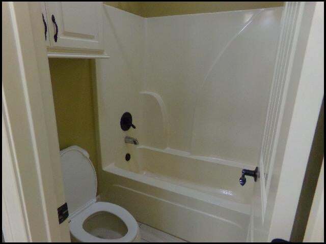 Building Photo - 111 Chelle Ln