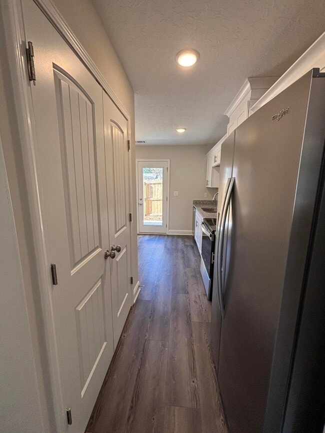 Building Photo - 1120 15th St