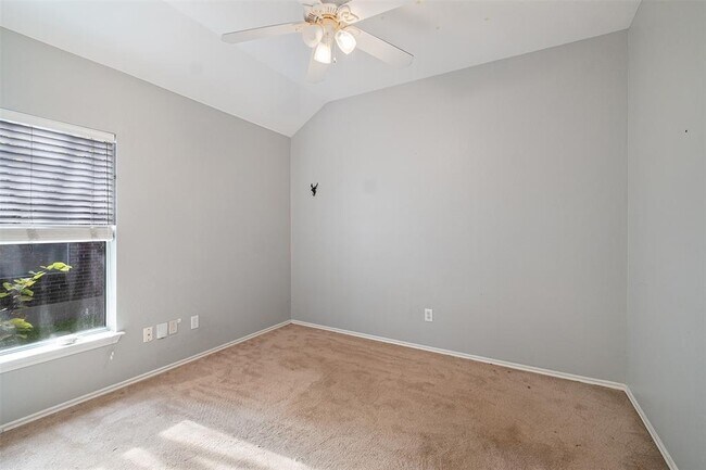 Building Photo - 3012 Hill St