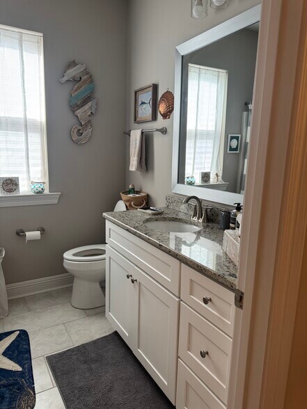 Building Photo - 103 Ella Hill St