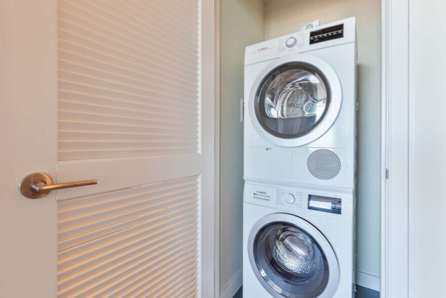 Building Photo - 25 Northern Ave