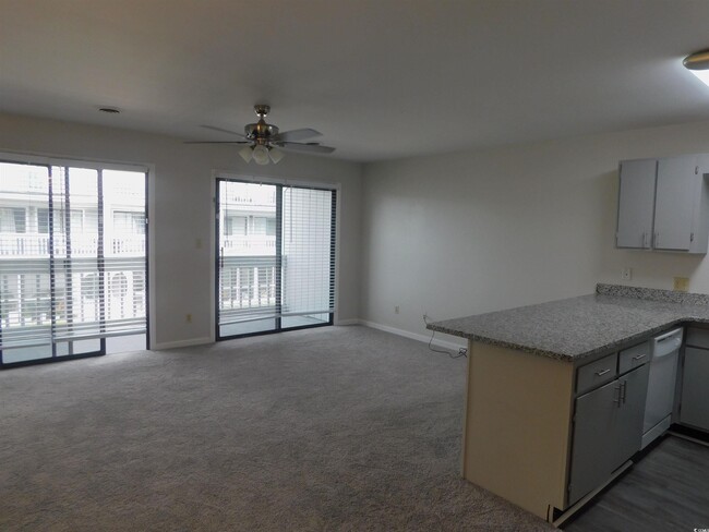 Building Photo - 3700 Golf Colony Ln