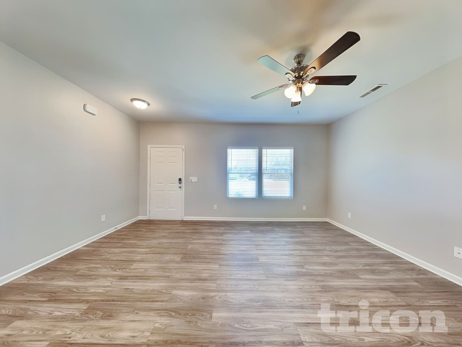 Building Photo - 531 Comfort Wy