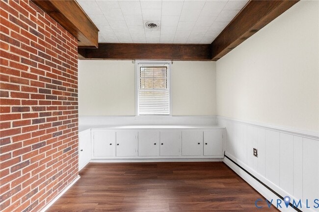 Building Photo - 9303 Edson Rd