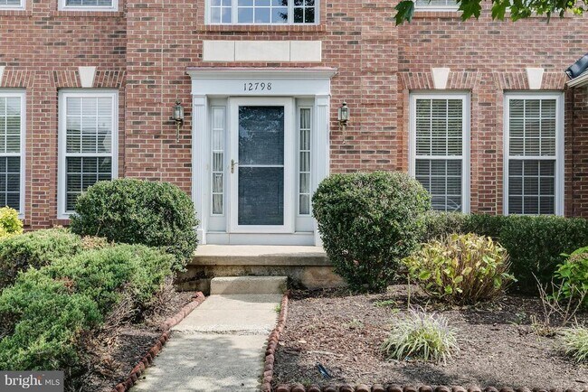 Building Photo - 12798 Thacker Hill Ct