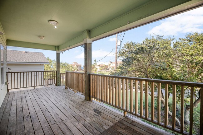Building Photo - New Rental!!
