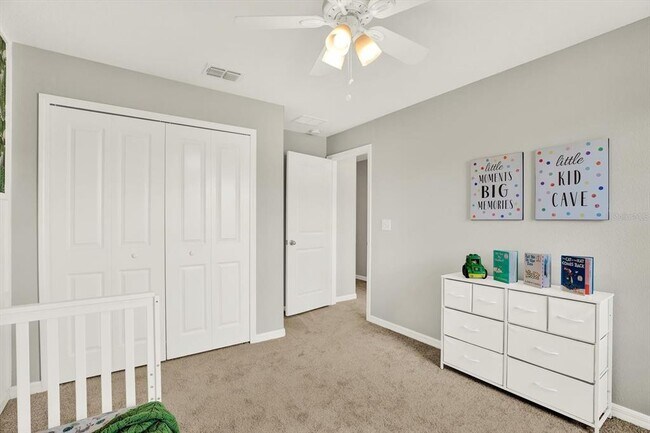 Building Photo - 16930 Storyline Dr