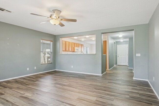 Building Photo - Very nice 3 bedroom 2 bath home