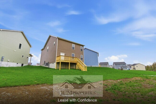 Building Photo - 120 Lambert Fld