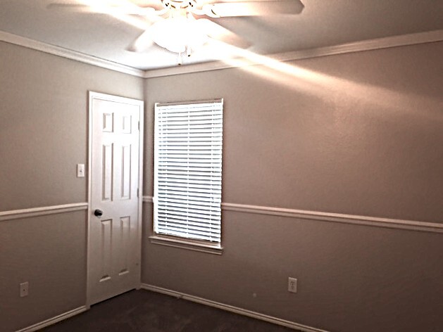 Building Photo - 14056 Wrangler Way