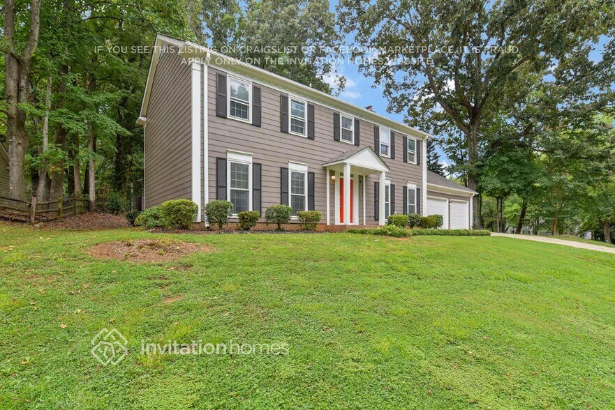 Building Photo - 7311 Canyon Dr