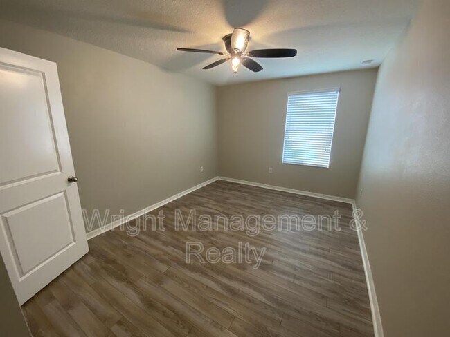 Building Photo - 8143 59th Way