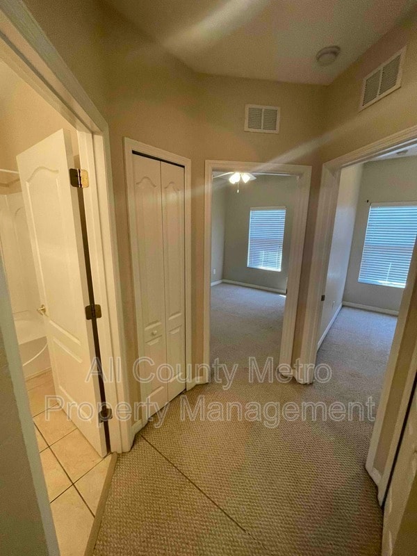 Building Photo - 2468 Caravelle Cir