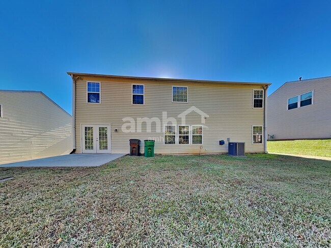 Building Photo - 6527 Forest Cross Dr