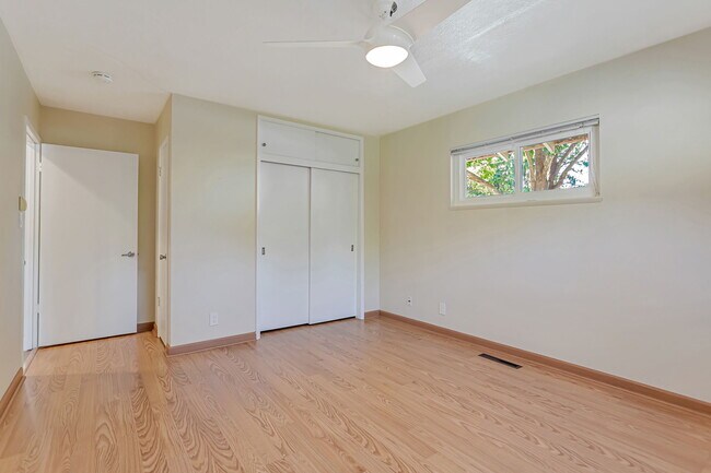 Building Photo - 2501 Linda Vista Avenue