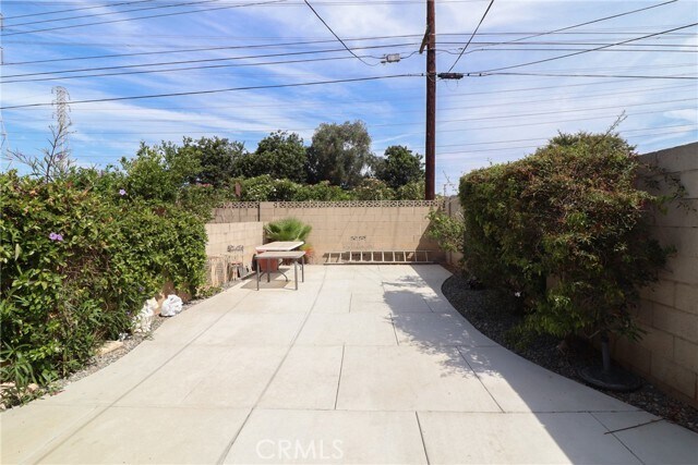 Building Photo - 1117 E Trenton Ave