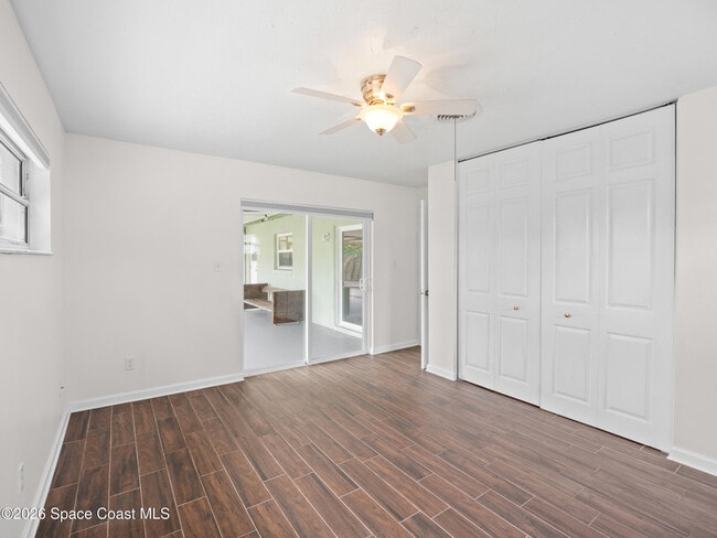 Building Photo - 250 Carib Dr