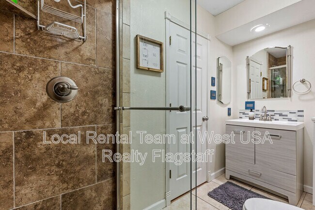 Building Photo - 1720 N Doral Way