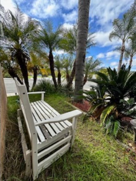 Building Photo - 10 W Borden Rd