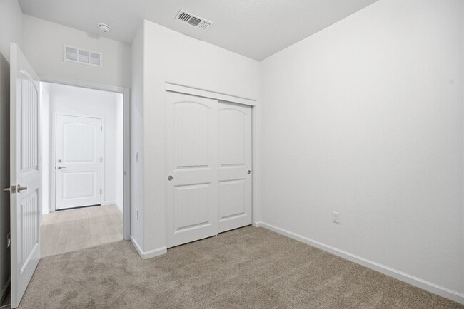 Building Photo - Brand New 4 Bedroom 3 Bathroom with solar in NW Visalia!!!