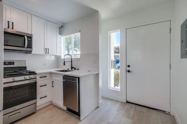 Floorplan - The Resort at Encinitas Luxury Apartment Homes