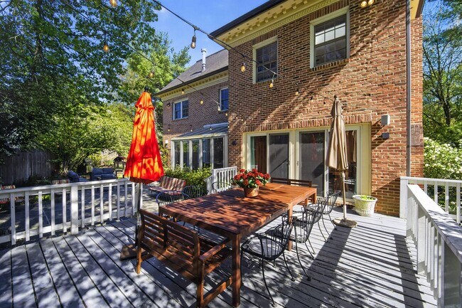 Building Photo - 5115 Cape Cod Ct